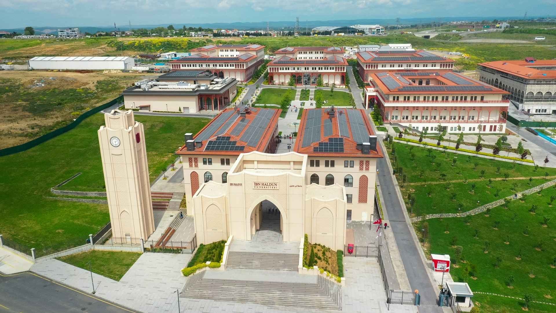 İbn Haldun Üniversitesi külliyesi