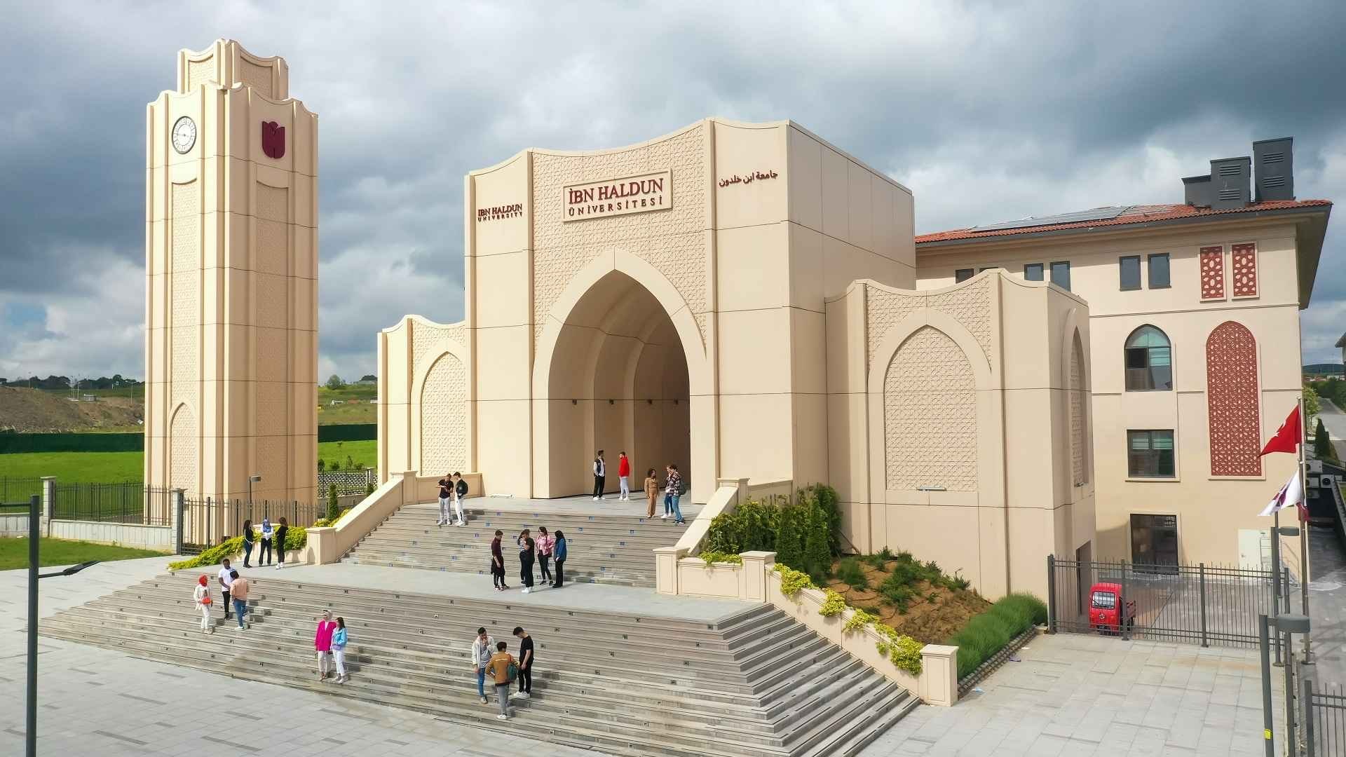 İbn Haldun Üniversitesi külliyesi